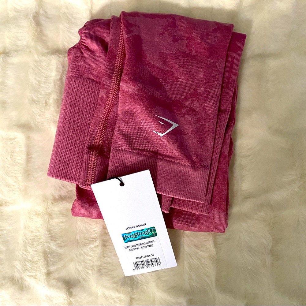 GYMSHARK ADAPT CAMO SEAMLESS PINK